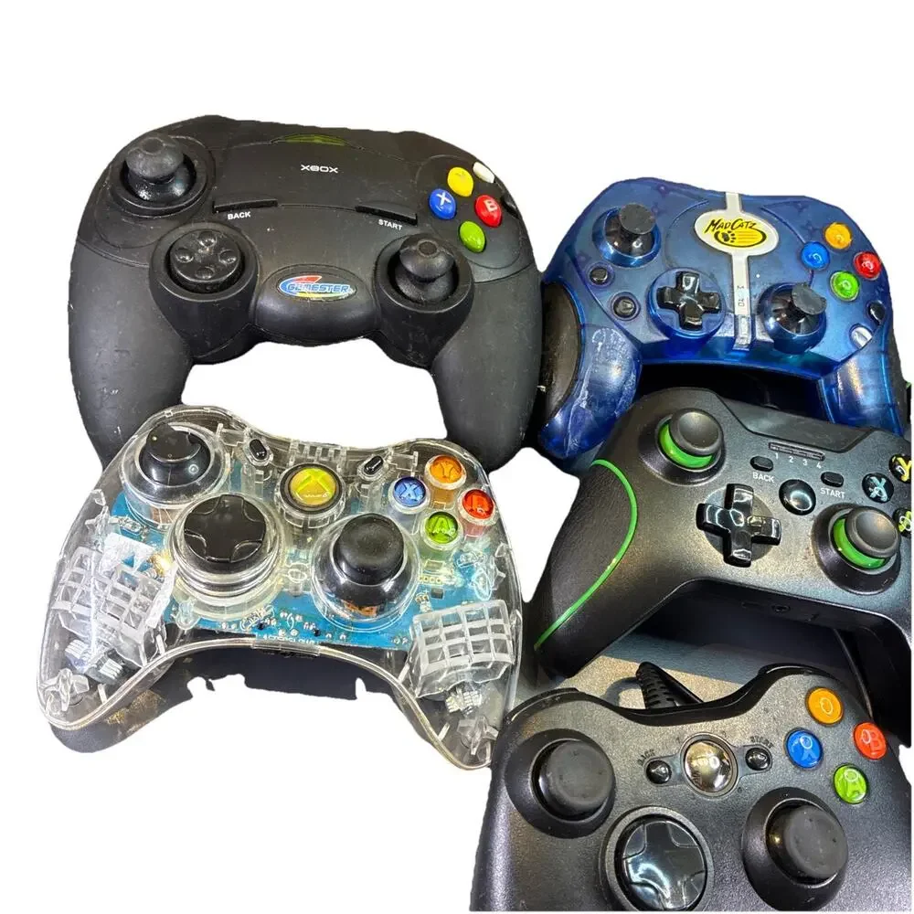 Lot of (7) Broken Microsoft Xbox Wireless Controllers Model 1914 AS-IS FOR PARTS